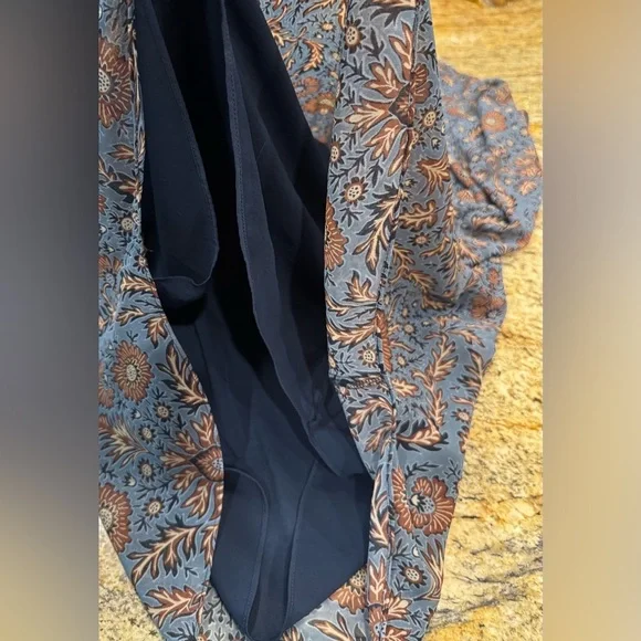 Cabi Provincial Tunic Dress Women’s Size Small Blue Brown Floral Lined - Picture 4 of 9